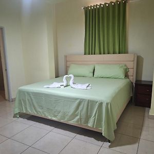 Hotel Enrique I Gazcue, Bed And Breakfast